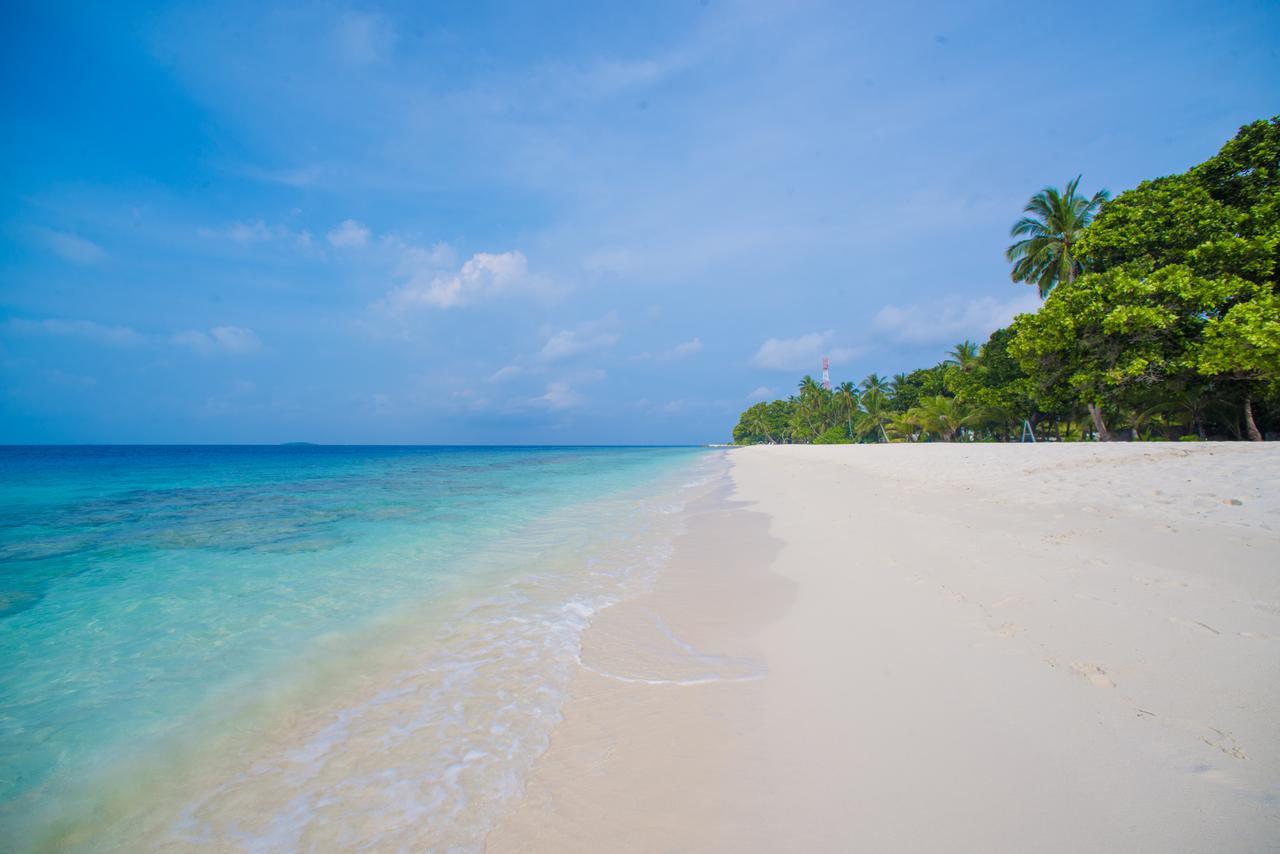 Kiha Beach Дхаравандху Екстериор снимка